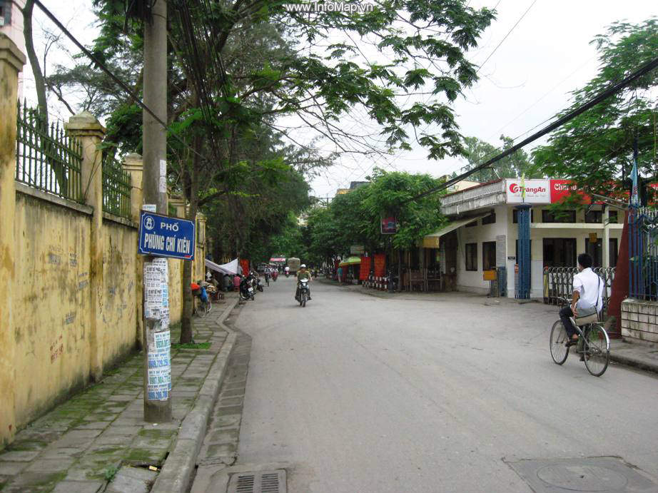 Phố Phùng Chí Kiên, Quận Cầu Giấy, Hà Nội